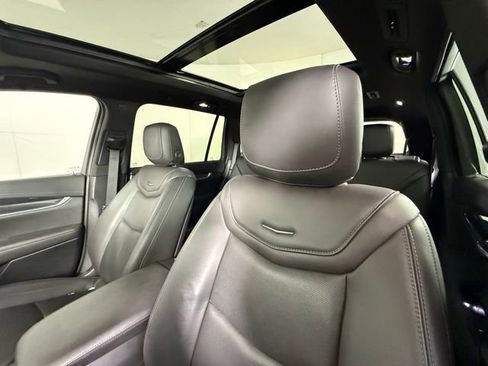 Used 2024 Cadillac XT6 Sport w/ LPO, Onyx Lite Package AWD/4WD image 16