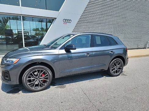 Used 2024 Audi SQ5 Premium Plus w/ Premium Plus Package AWD/4WD image 2