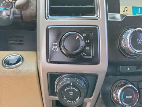 Used 2018 Ford F150 Lariat w/ Equipment Group 501A Mid AWD/4WD image 21
