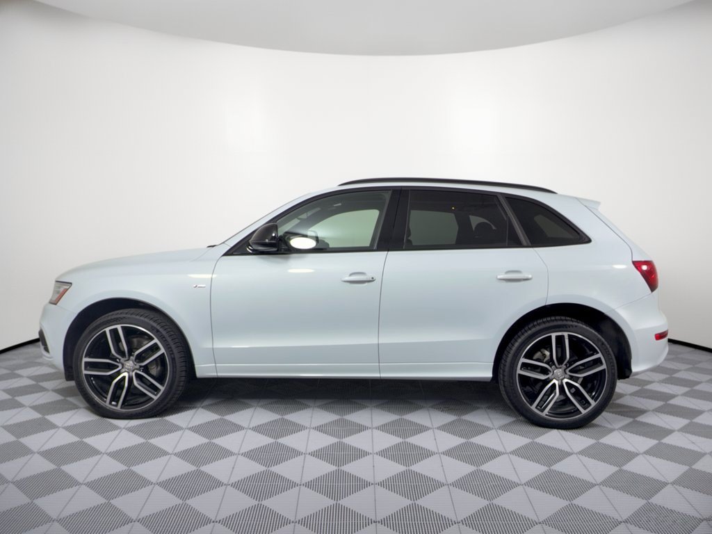 Used 2017 Audi Q5 3.0T Prestige w/ Prestige Package AWD/4WD image 2