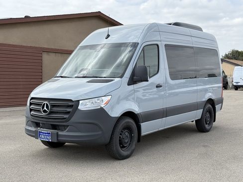 New 2025 Mercedes-Benz Sprinter 2500 image 4