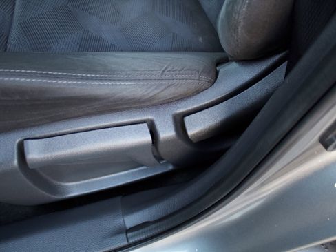 Used 2016 Nissan Rogue S w/ Appearance Package image 13