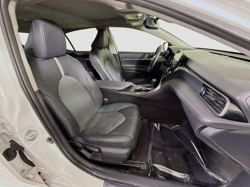 Used 2024 Toyota Camry SE w/ Convenience Package FWD image 30