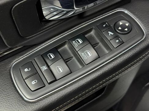 Used 2018 RAM 2500 Big Horn w/ Sport Appearance Group AWD/4WD image 24