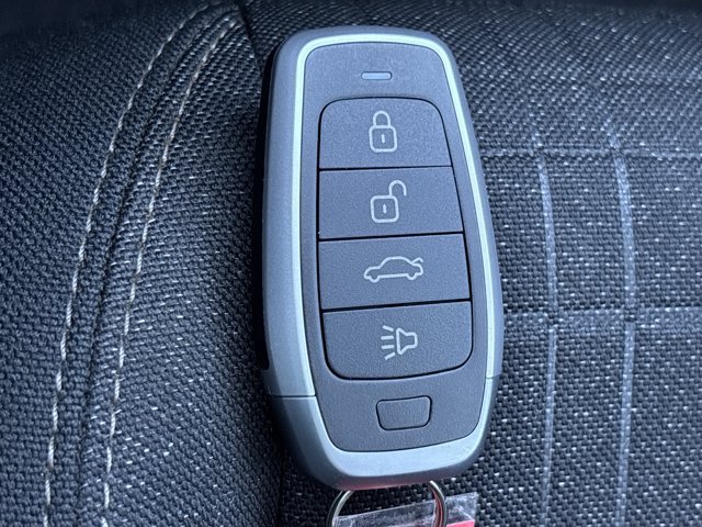 Used 2025 Honda HR-V LX image 30