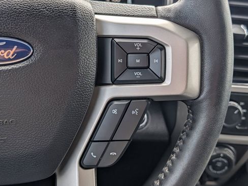 Certified 2019 Ford F150 Lariat w/ Equipment Group 502A Luxury image 21