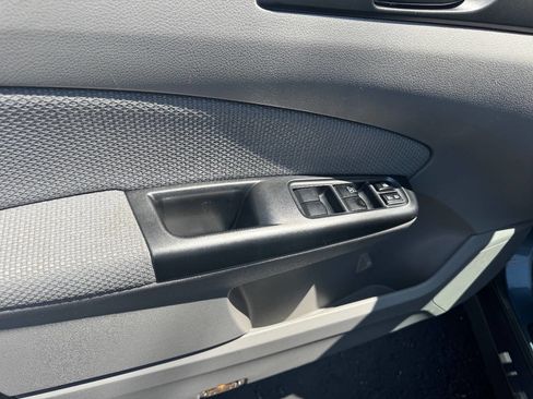 Used 2011 Subaru Forester 2.5X w/ Alloy Wheel Value Pkg image 3