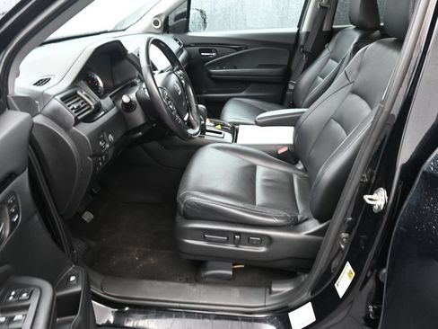 Used 2019 Honda Ridgeline RTL-E image 17