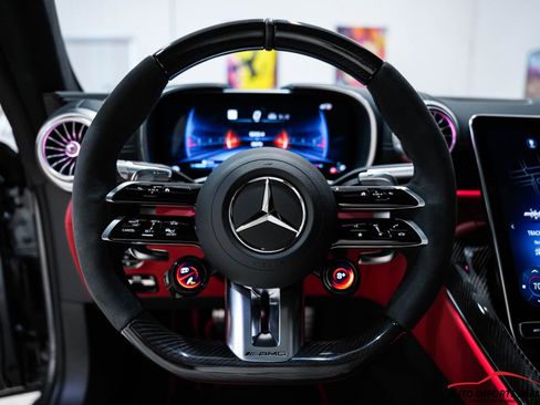 Used 2025 Mercedes-Benz AMG GT 63 image 79