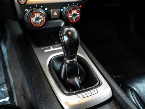 Used 2015 Chevrolet Camaro SS w/ LPO, Black Appearance Package RWD image 21