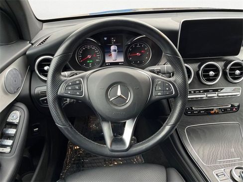 Used 2019 Mercedes-Benz GLC 300 4MATIC image 13