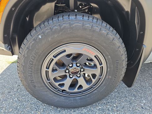New 2026 Nissan Frontier PRO-4X w/ Tow Package AWD/4WD image 11