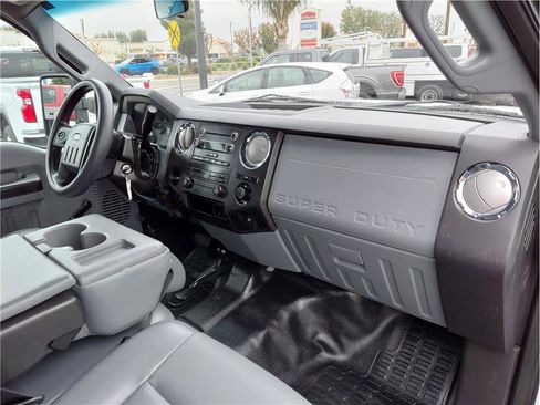 Used 2013 Ford F250 XL image 12