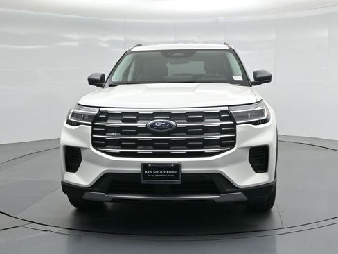 New 2026 Ford Explorer Active RWD image 56