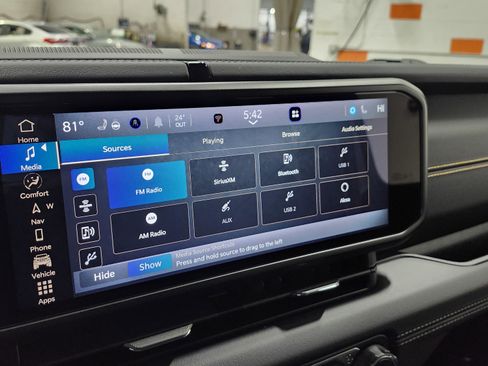 Used 2024 Jeep Wrangler Sahara w/ Technology Group image 6