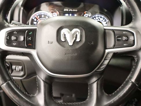 Used 2019 RAM 1500 Big Horn image 12