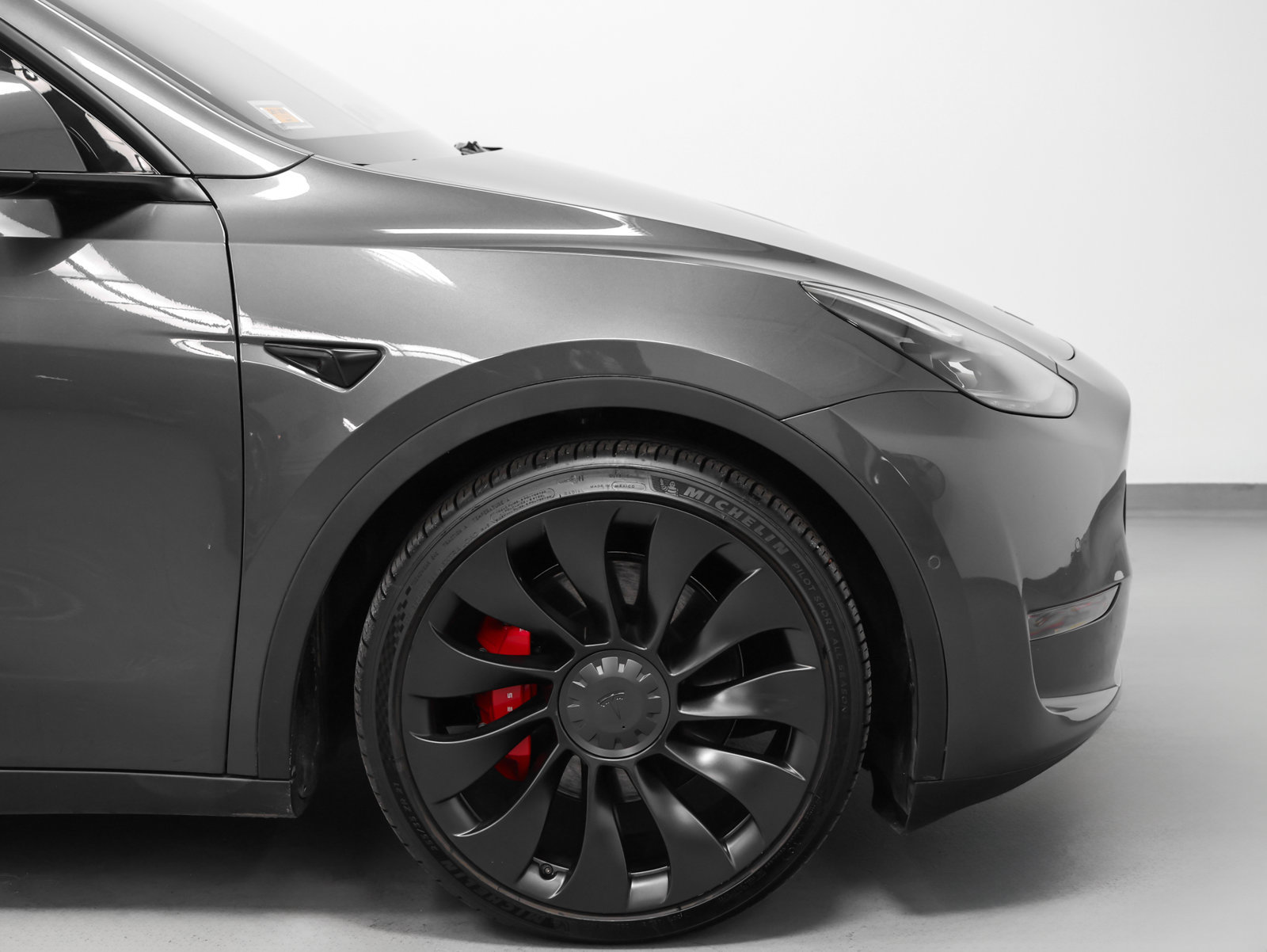 Used 2022 Tesla Model Y Performance AWD/4WD image 14
