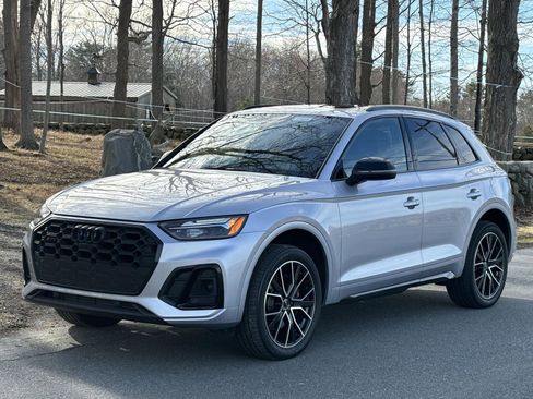 Used 2023 Audi SQ5 Premium Plus w/ Premium Plus Package image 11