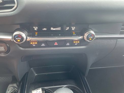 Certified 2023 MAZDA CX-30 AWD 2.5 S w/ Preferred Package image 18