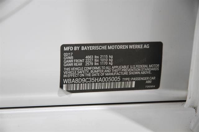 Used 2017 BMW 330i xDrive Sedan AWD/4WD image 22