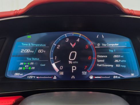 Used 2024 Chevrolet Corvette Stingray Premium Conv w/ Z51 Performance Package RWD image 41