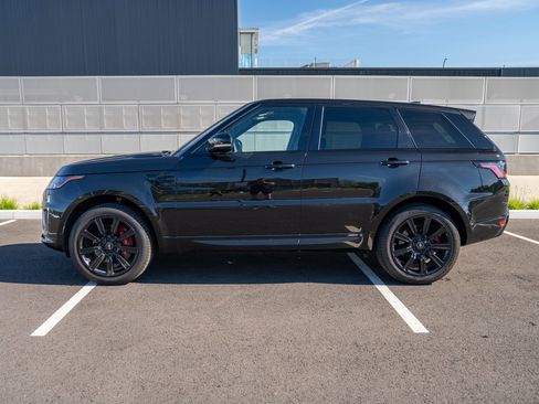 Used 2021 Land Rover Range Rover Sport HST AWD/4WD image 2
