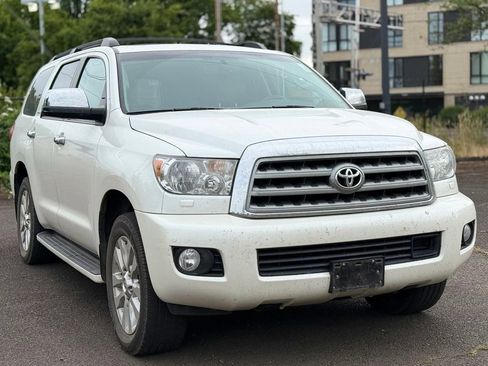 Used 2015 Toyota Sequoia Platinum AWD/4WD image 7