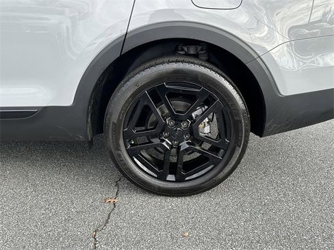 Used 2025 Kia Telluride EX X-Line image 21