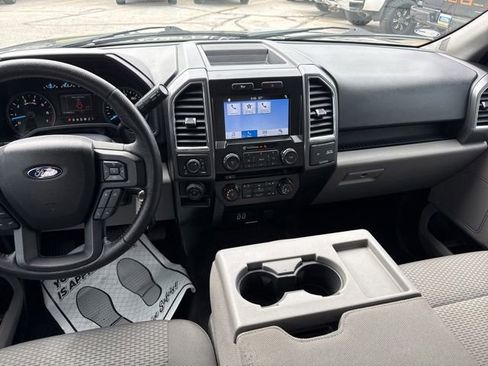 Used 2016 Ford F150 XLT w/ Equipment Group 302A Luxury AWD/4WD image 21