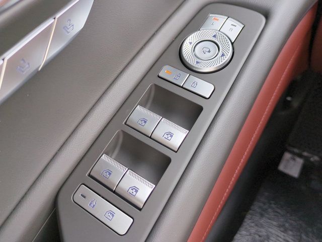 Certified 2025 Genesis GV80 3.5T Prestige AWD/4WD image 23