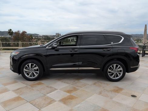 Used 2019 Hyundai Santa Fe Limited image 8