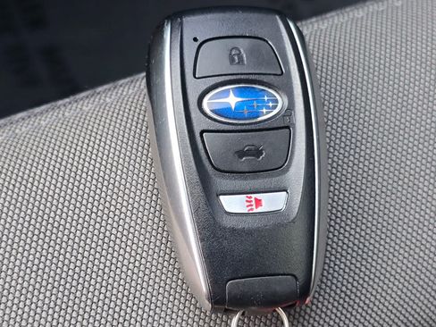 Certified 2025 Subaru Crosstrek 2.5i Premium AWD/4WD image 32
