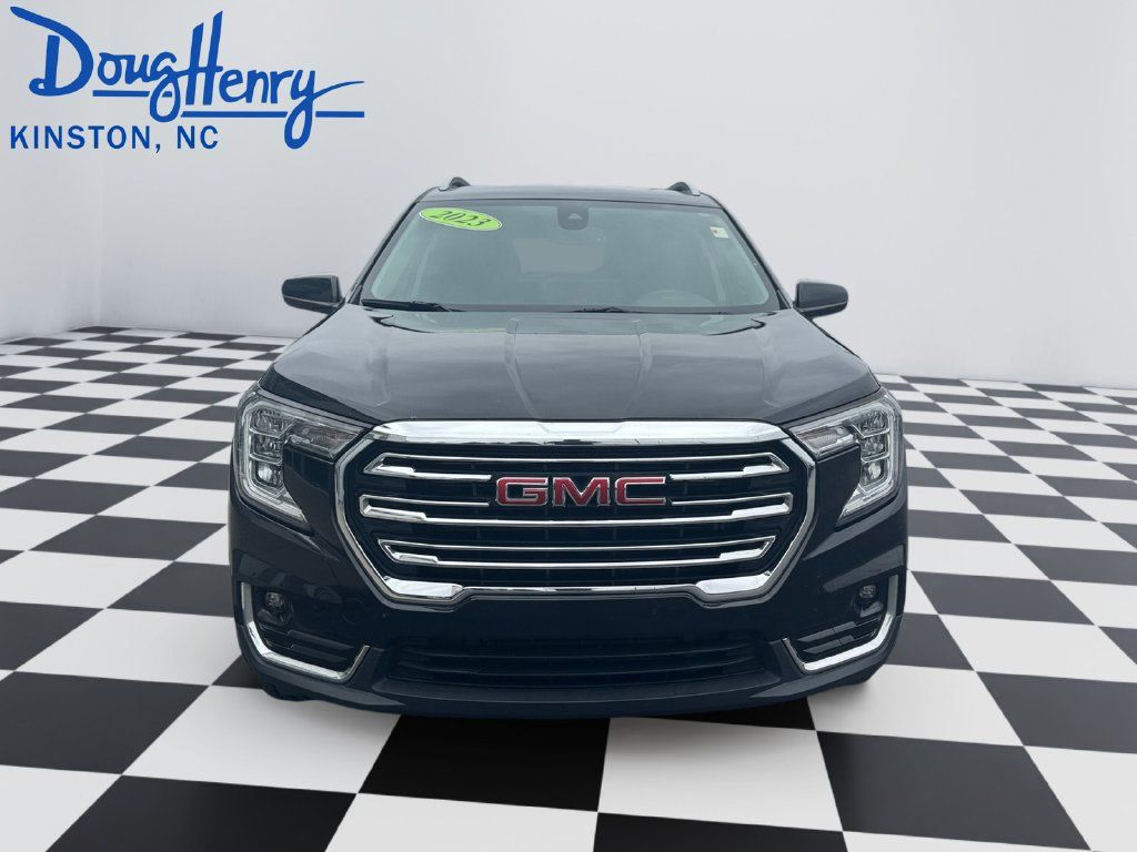 Used 2023 GMC Terrain SLT w/ Infotainment Package II AWD/4WD image 8