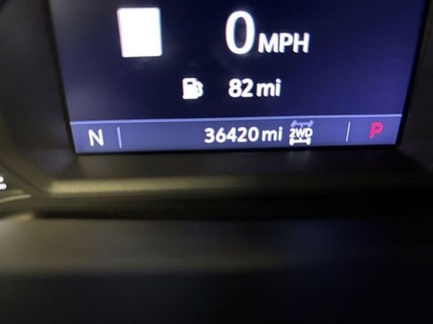 Used 2022 GMC Sierra 1500 AT4 w/ AT4 Preferred Package AWD/4WD image 18