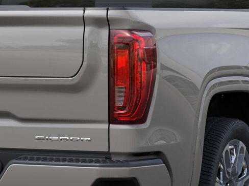 New 2026 GMC Sierra 1500 Denali Ultimate w/ LPO, Black Badging Package AWD/4WD image 11