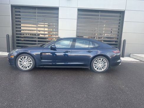 Used 2019 Porsche Panamera 4 image 2
