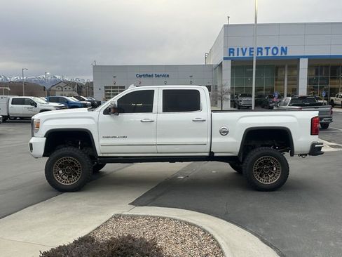 Used 2016 GMC Sierra 3500 Denali w/ Duramax Plus Package image 25