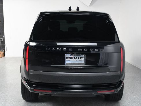 Used 2025 Land Rover Range Rover Long Wheelbase SE AWD/4WD image 13