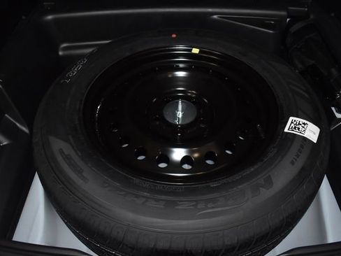 New 2025 Jeep Grand Cherokee Limited w/ Trailer Tow Package image 33