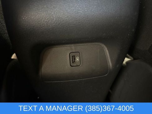 Used 2024 Nissan Sentra SV FWD image 17