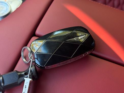 New 2026 Genesis GV80 3.5T e-SC image 42