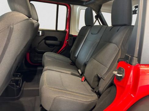 Used 2025 Jeep Wrangler Unlimited Sport AWD/4WD image 14