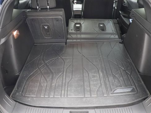 Used 2024 Chevrolet Trax RS w/ Sunroof Package image 29