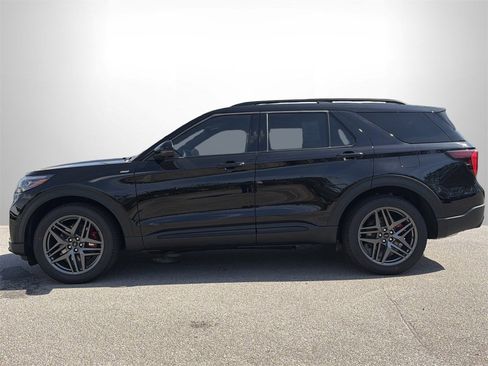 New 2026 Ford Explorer ST-Line w/ ST-Line Street Pack image 25
