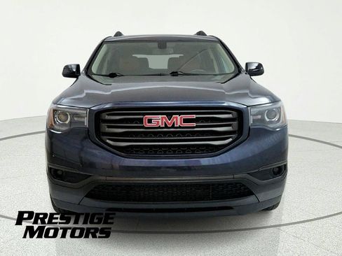 Used 2018 GMC Acadia SLT AWD/4WD image 2