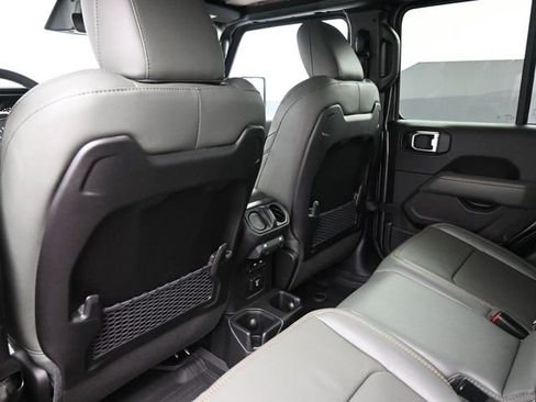 New 2026 Jeep Gladiator Mojave AWD/4WD image 16