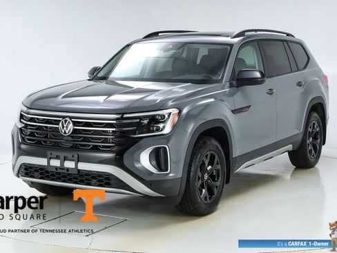 Used 2024 Volkswagen Atlas Peak Edition SEL image 41