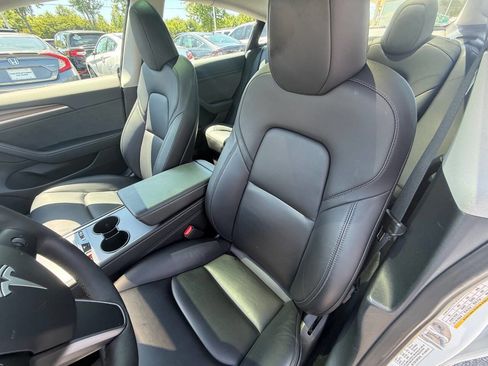 Used 2023 Tesla Model 3 Standard Range RWD image 21