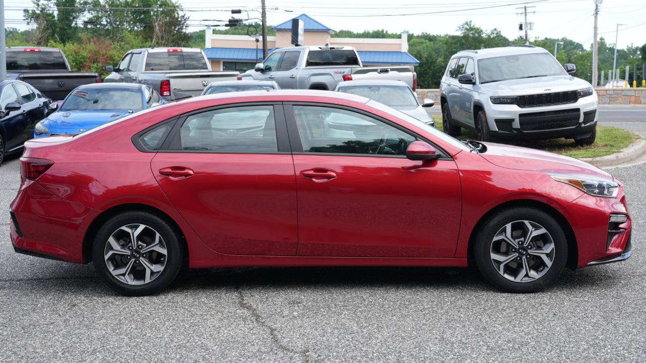 Used 2021 Kia Forte LXS FWD image 4