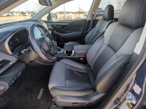 Used 2025 Subaru Outback Onyx Edition image 12